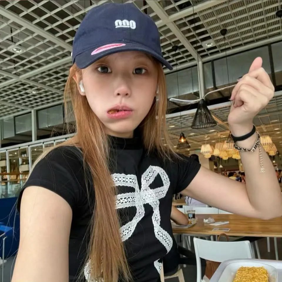 没有男人,女人更美